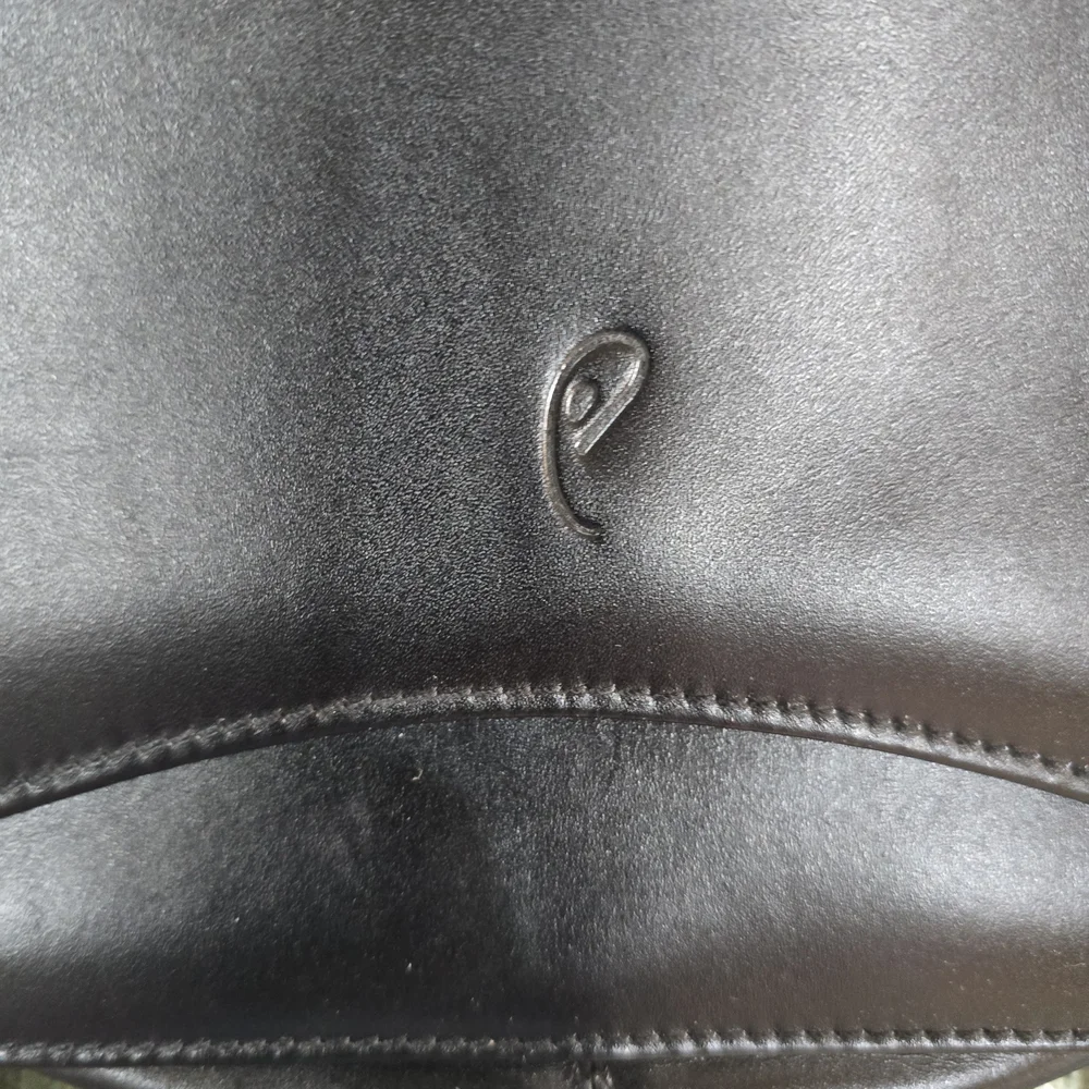 Classic Black Leather Crossbody Bag - Made In Italy